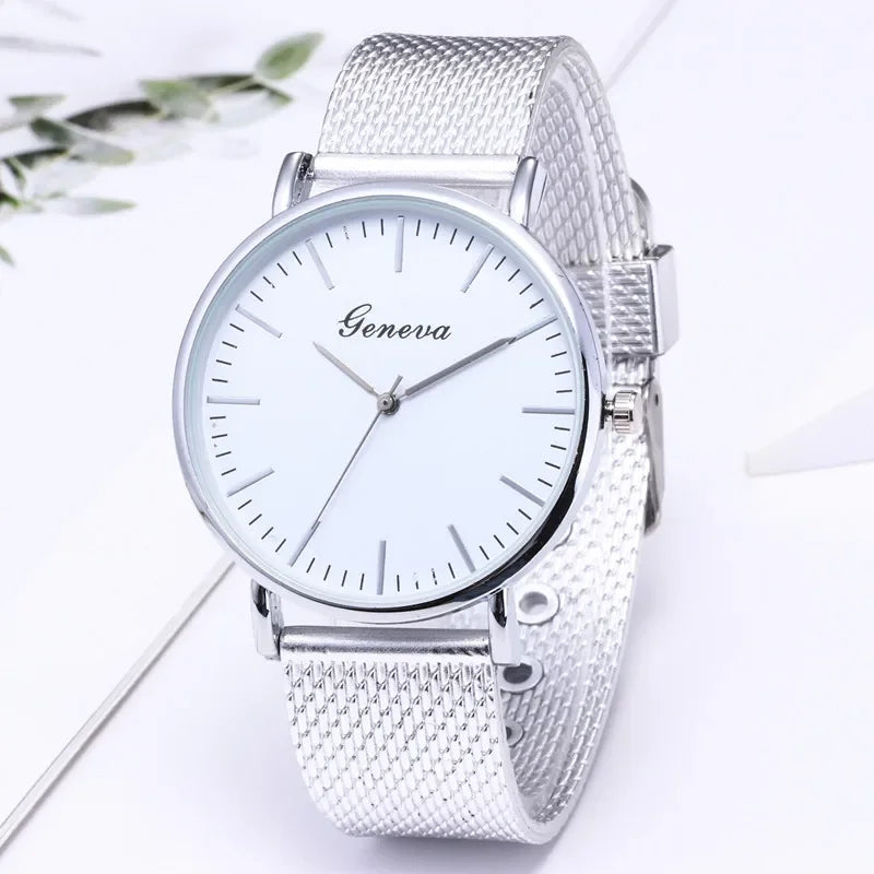 Luxury Wrist Watches for Women Fashion Quartz Watch Silicone Band Dial Women Wathes Casual Ladies Watch Relogio Feminino