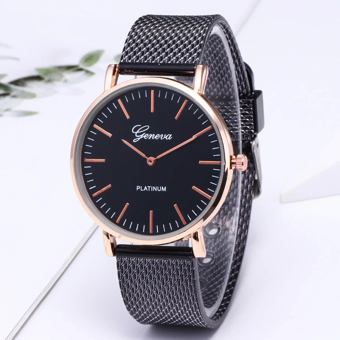 Luxury Wrist Watches for Women Fashion Quartz Watch Silicone Band Dial Women Wathes Casual Ladies Watch Relogio Feminino